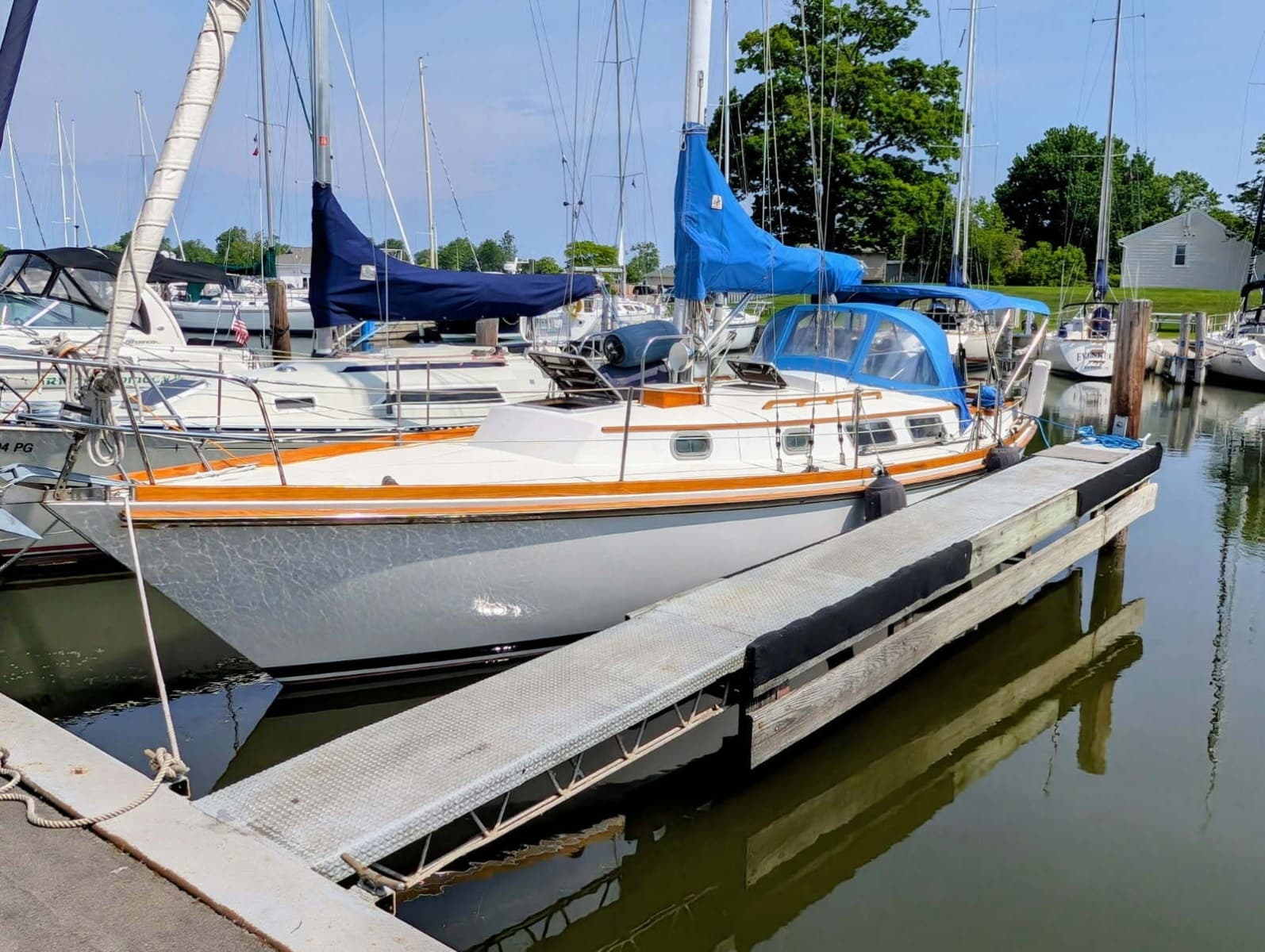 1980 Bristol 35.5 Keel/CB - Photo 1