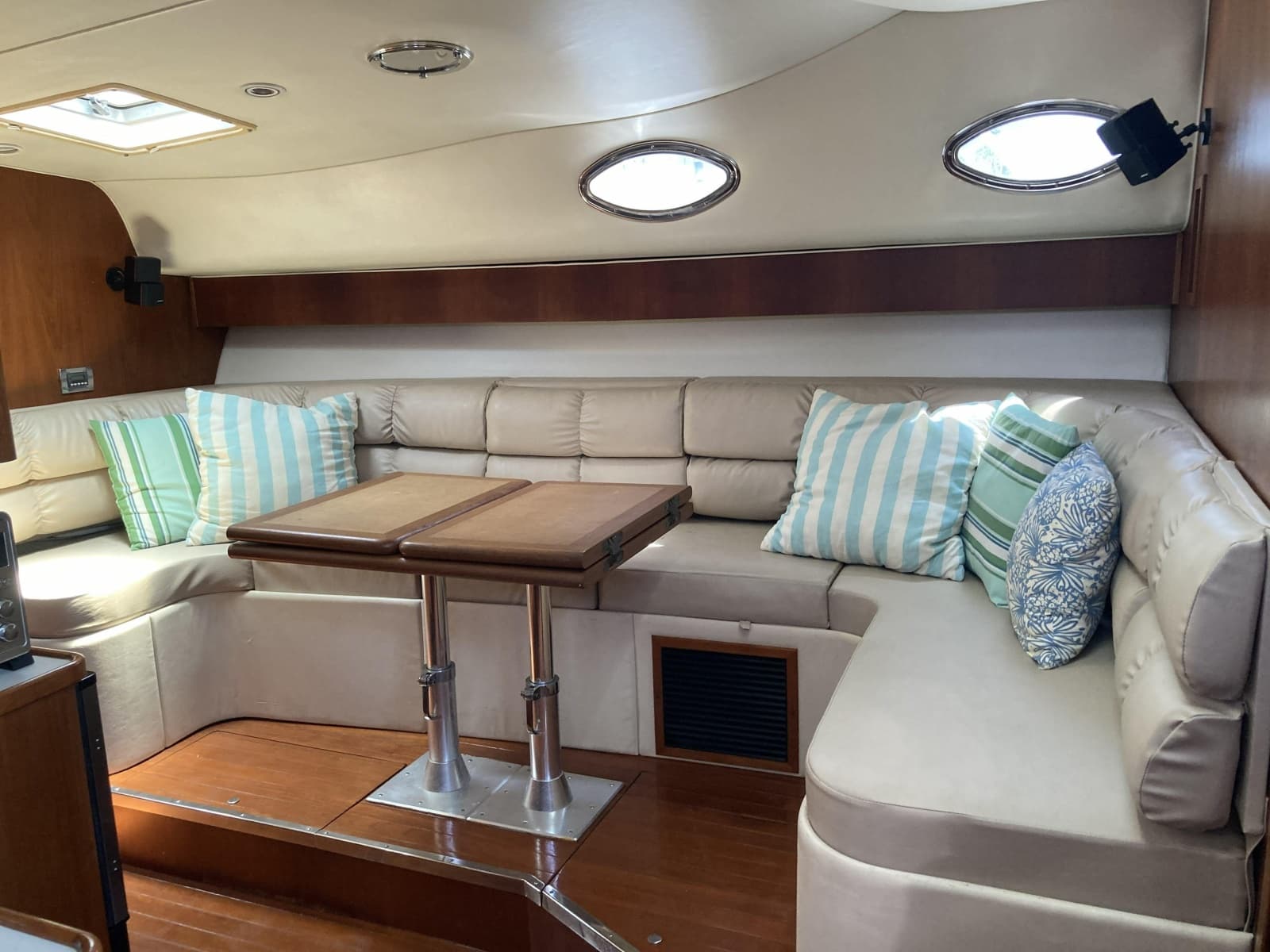1995 Tiara Yachts 4000 - Photo 8