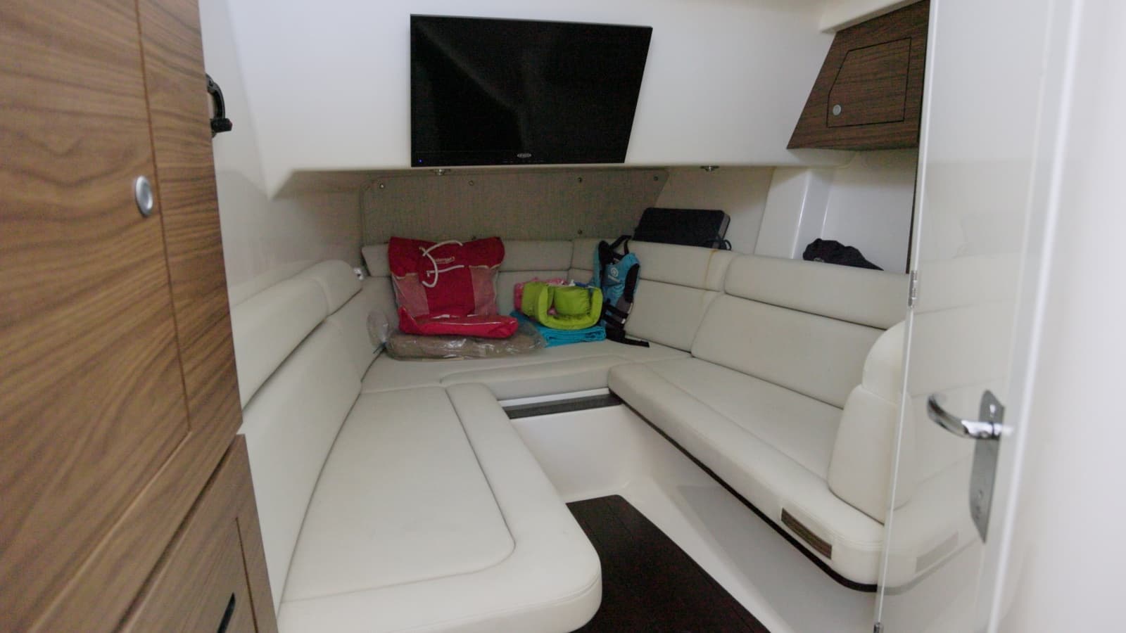 2018 Boston Whaler Outrage - Photo 15