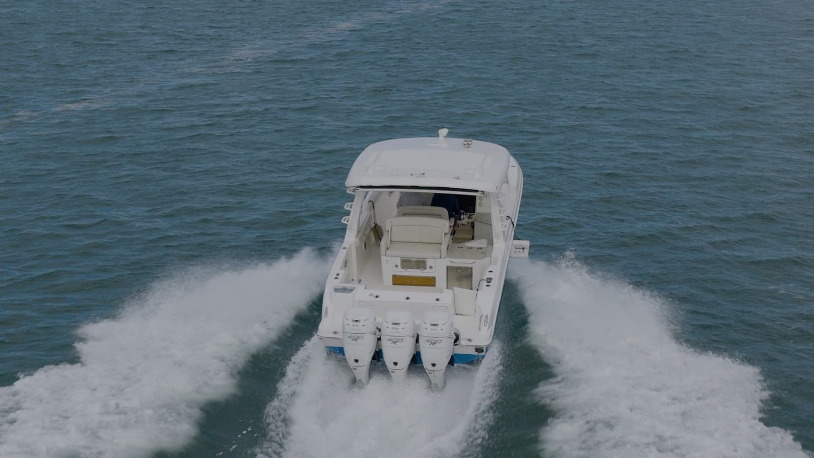 2018 Boston Whaler Outrage - Photo 3