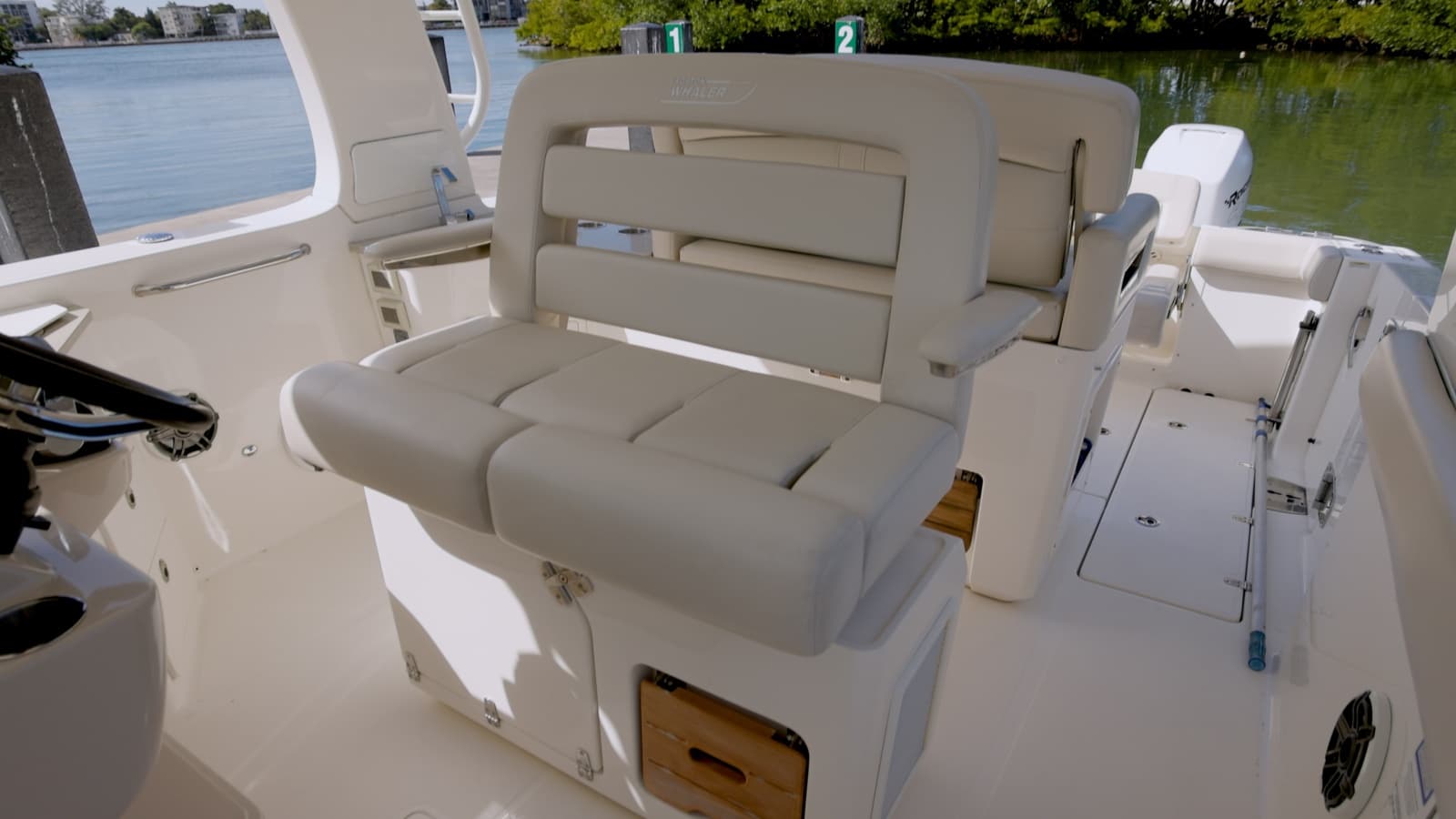2018 Boston Whaler Outrage - Photo 9