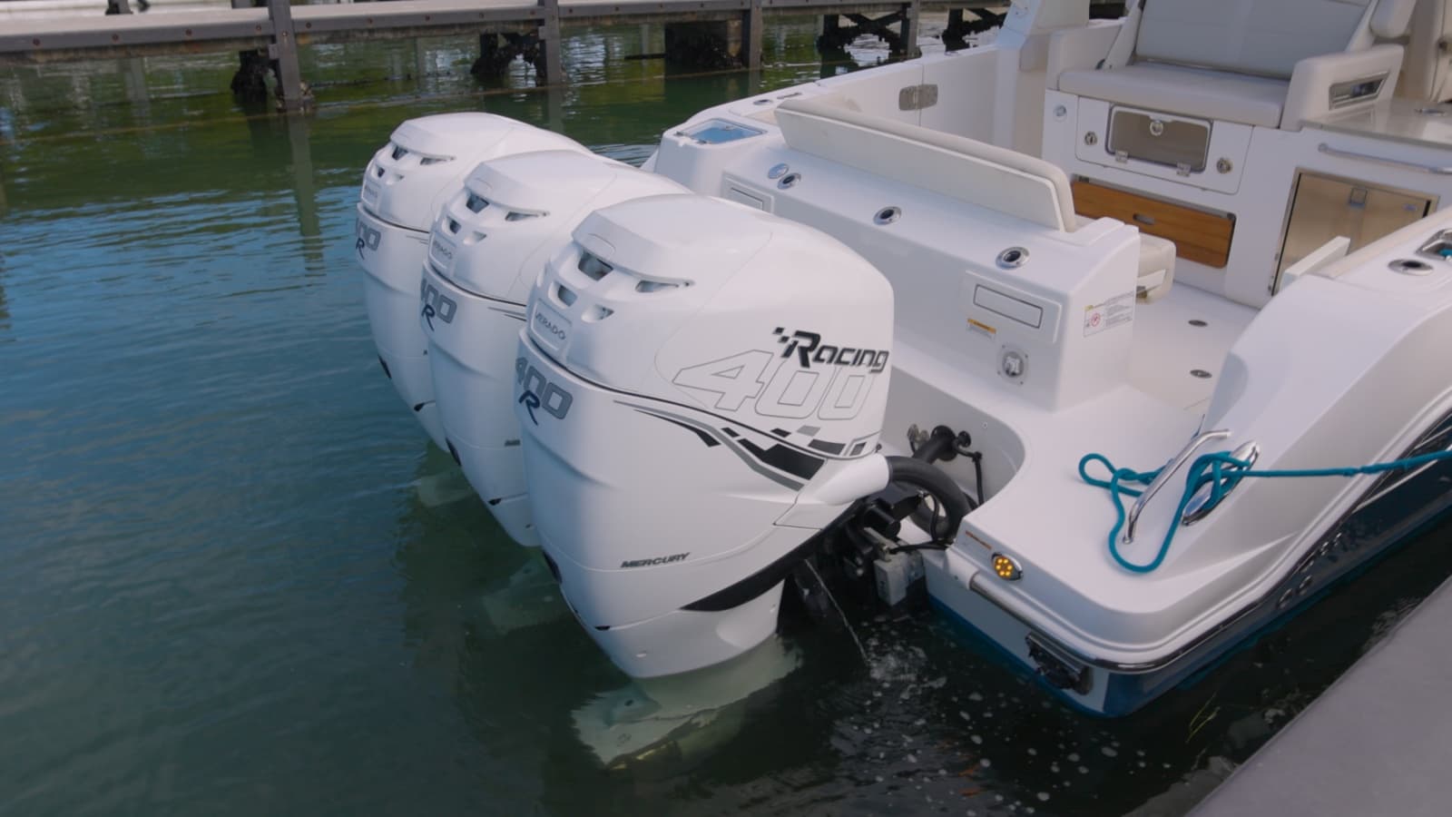 2018 Boston Whaler Outrage - Photo 18