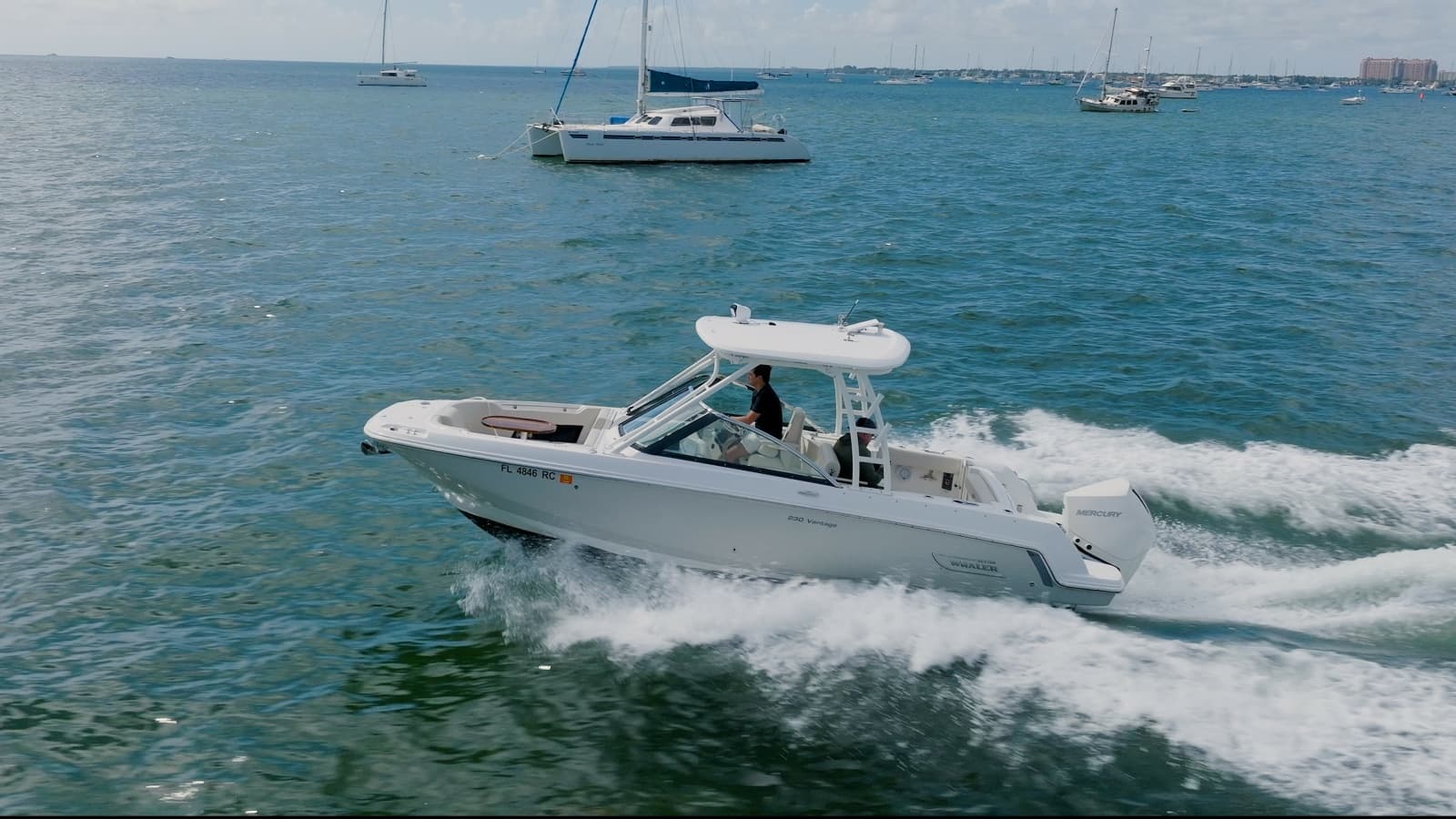 2016 Boston Whaler Vantage - Photo 1