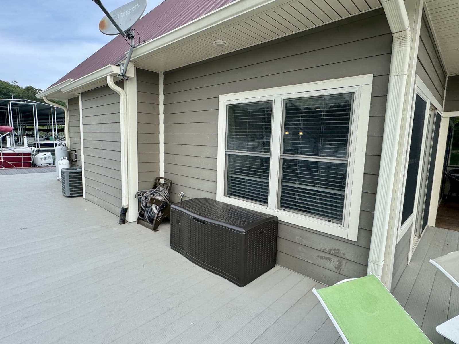 2010 Custom Floating Cabin - Approx 1340sqft - Photo 91