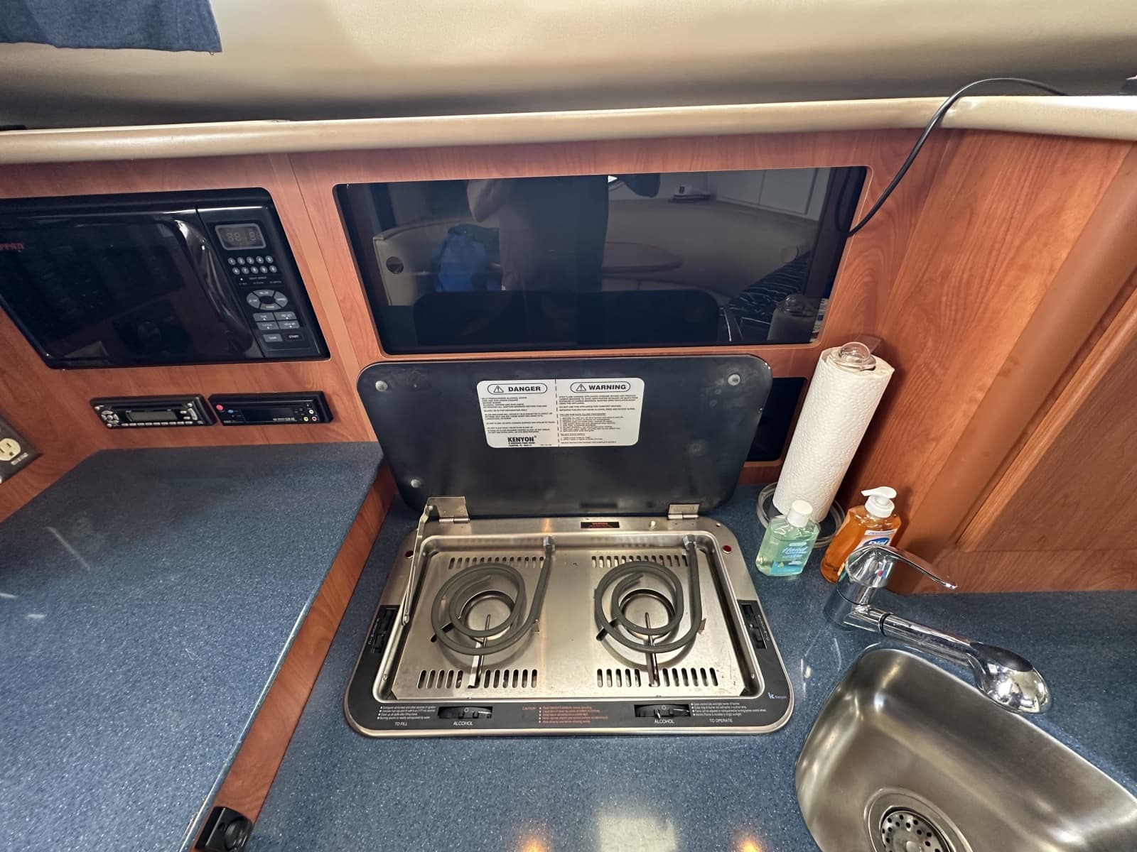2006 Bayliner 305 - Photo 36
