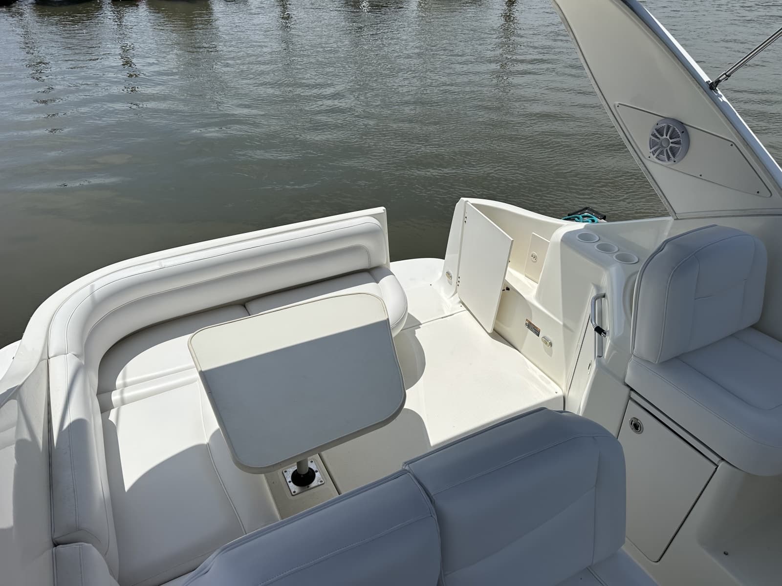 2006 Bayliner 305 - Photo 18