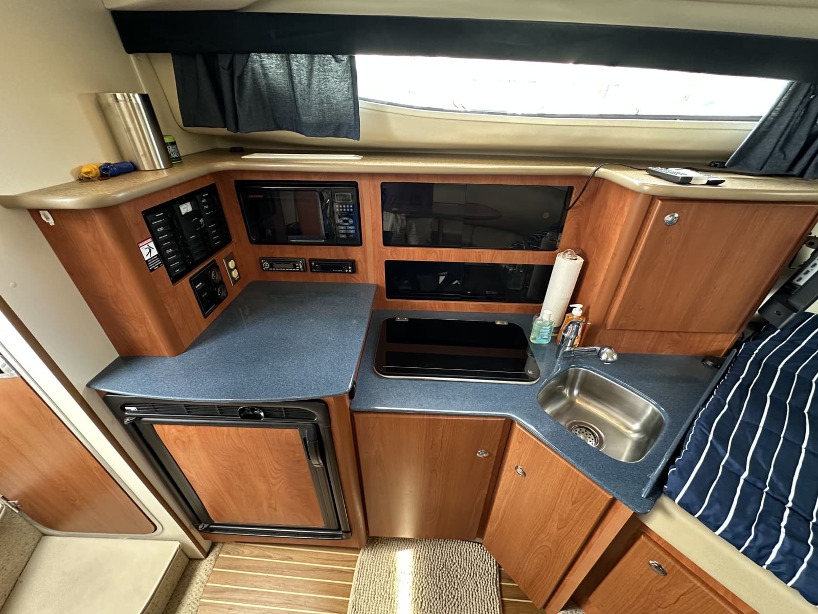 2006 Bayliner 305 - Photo 34