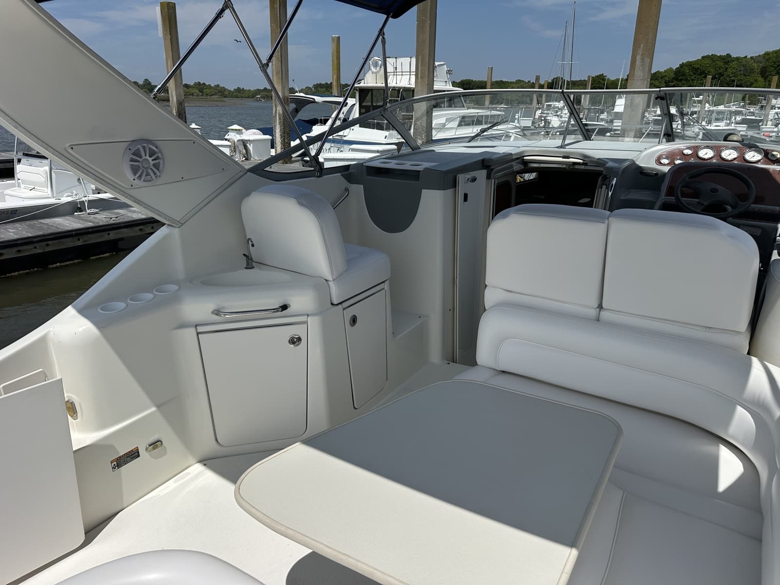2006 Bayliner 305 - Photo 16