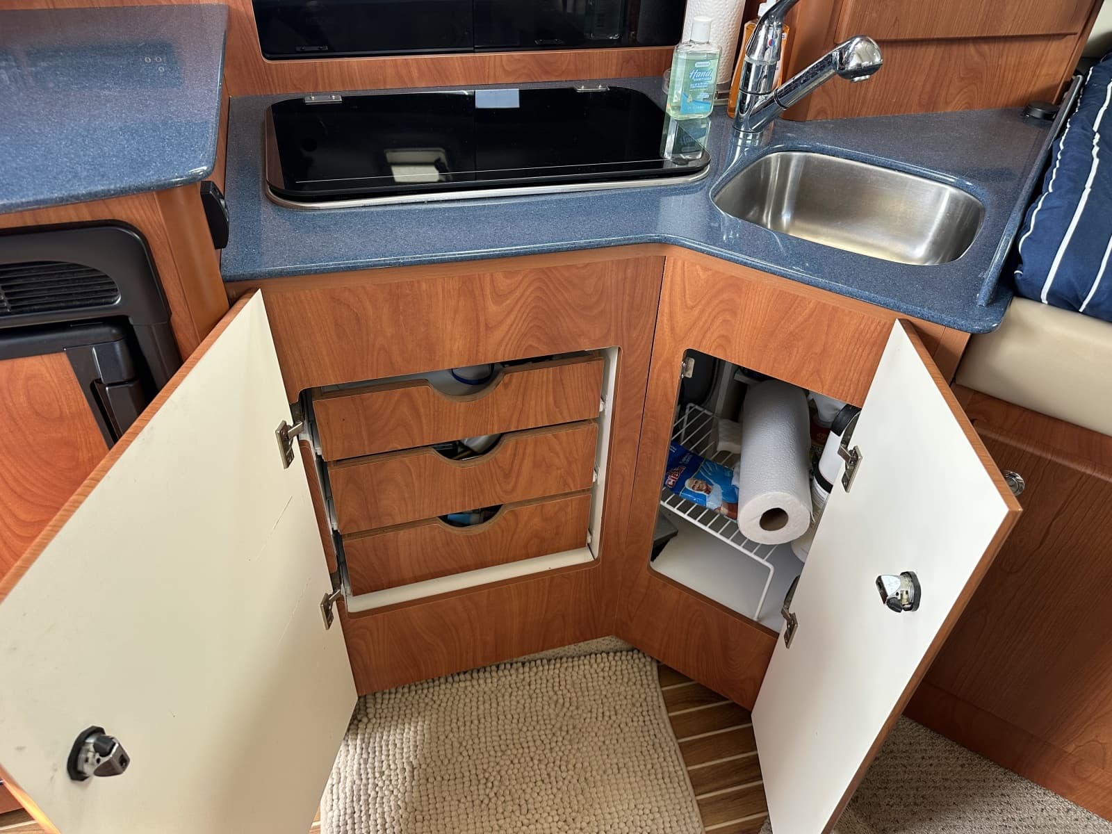 2006 Bayliner 305 - Photo 39