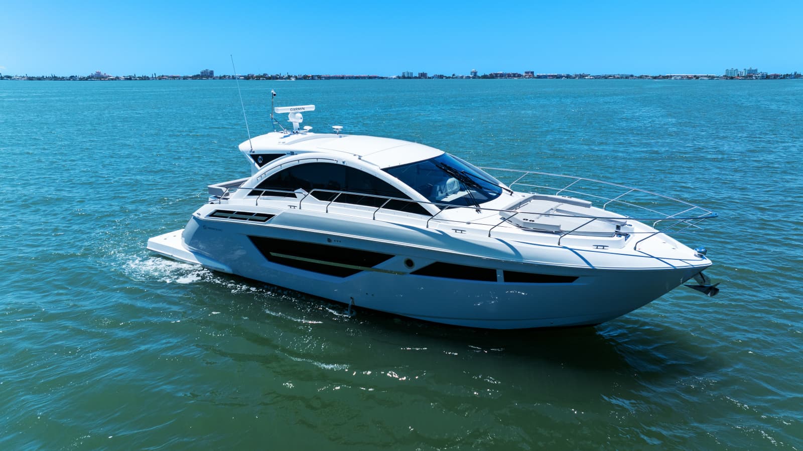 2025 Cruisers Yachts 50 Cantius - Photo 3