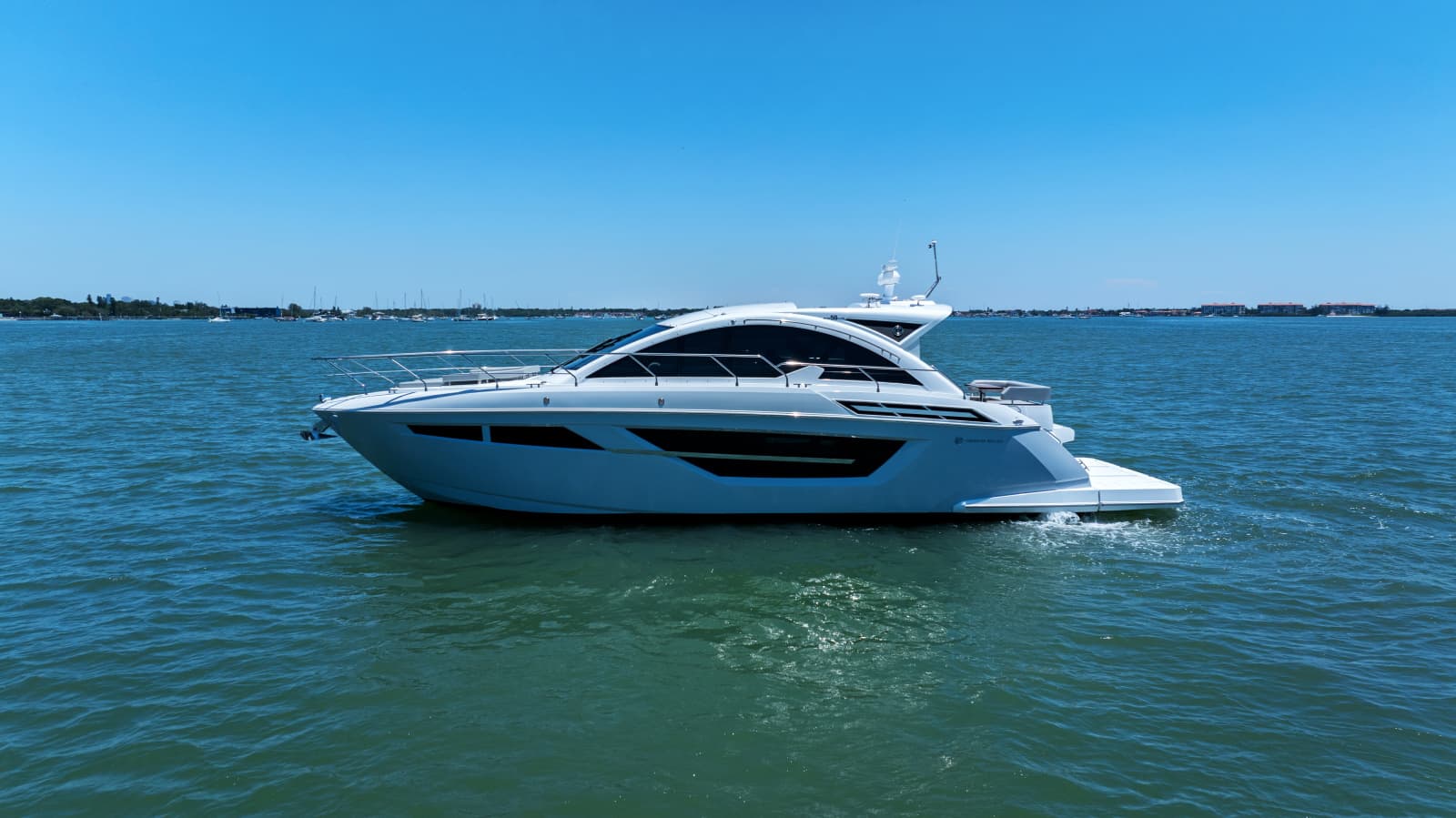 2025 Cruisers Yachts 50 Cantius - Photo 6