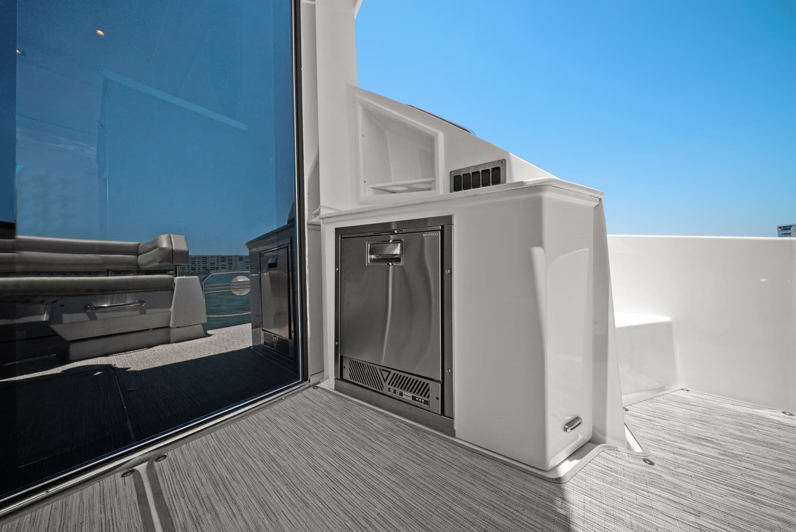 2025 Cruisers Yachts 50 Cantius - Photo 27