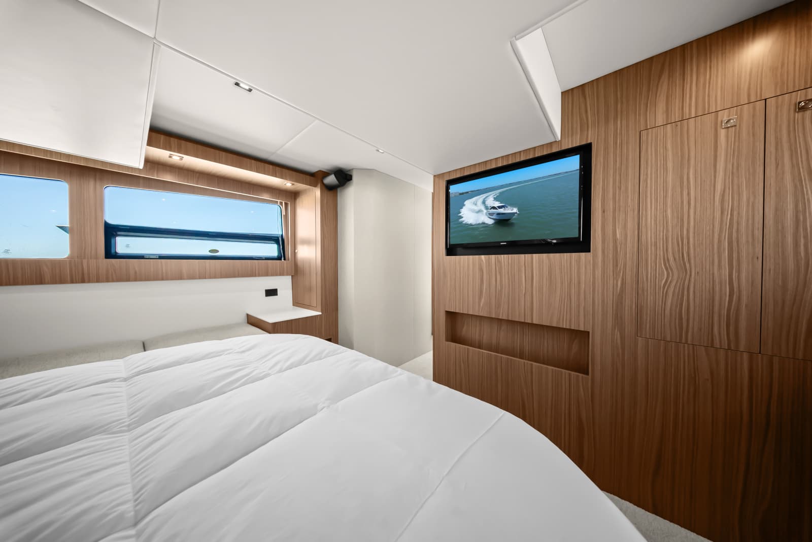 2025 Cruisers Yachts 50 Cantius - Photo 79