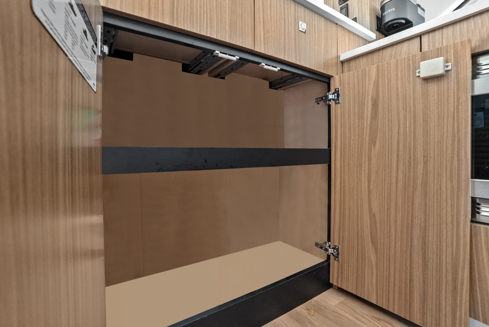 2025 Cruisers Yachts 50 Cantius - Photo 29