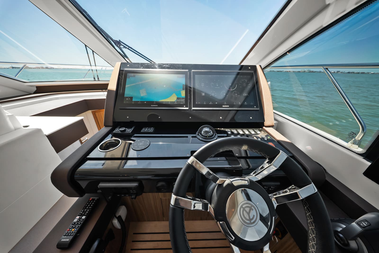 2025 Cruisers Yachts 50 Cantius - Photo 60