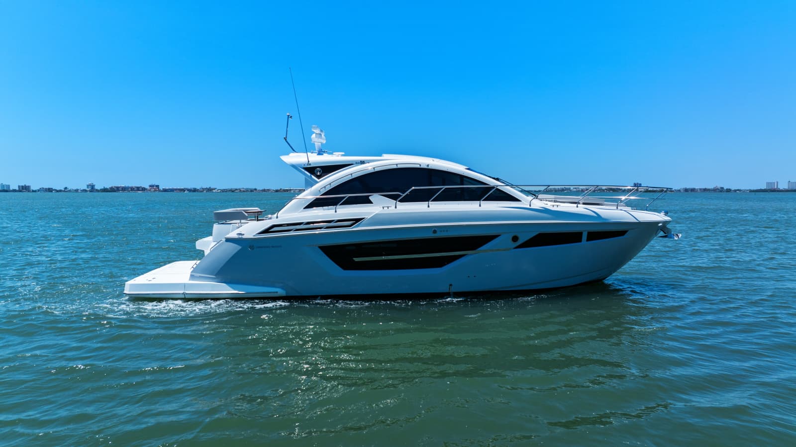 2025 Cruisers Yachts 50 Cantius - Photo 1