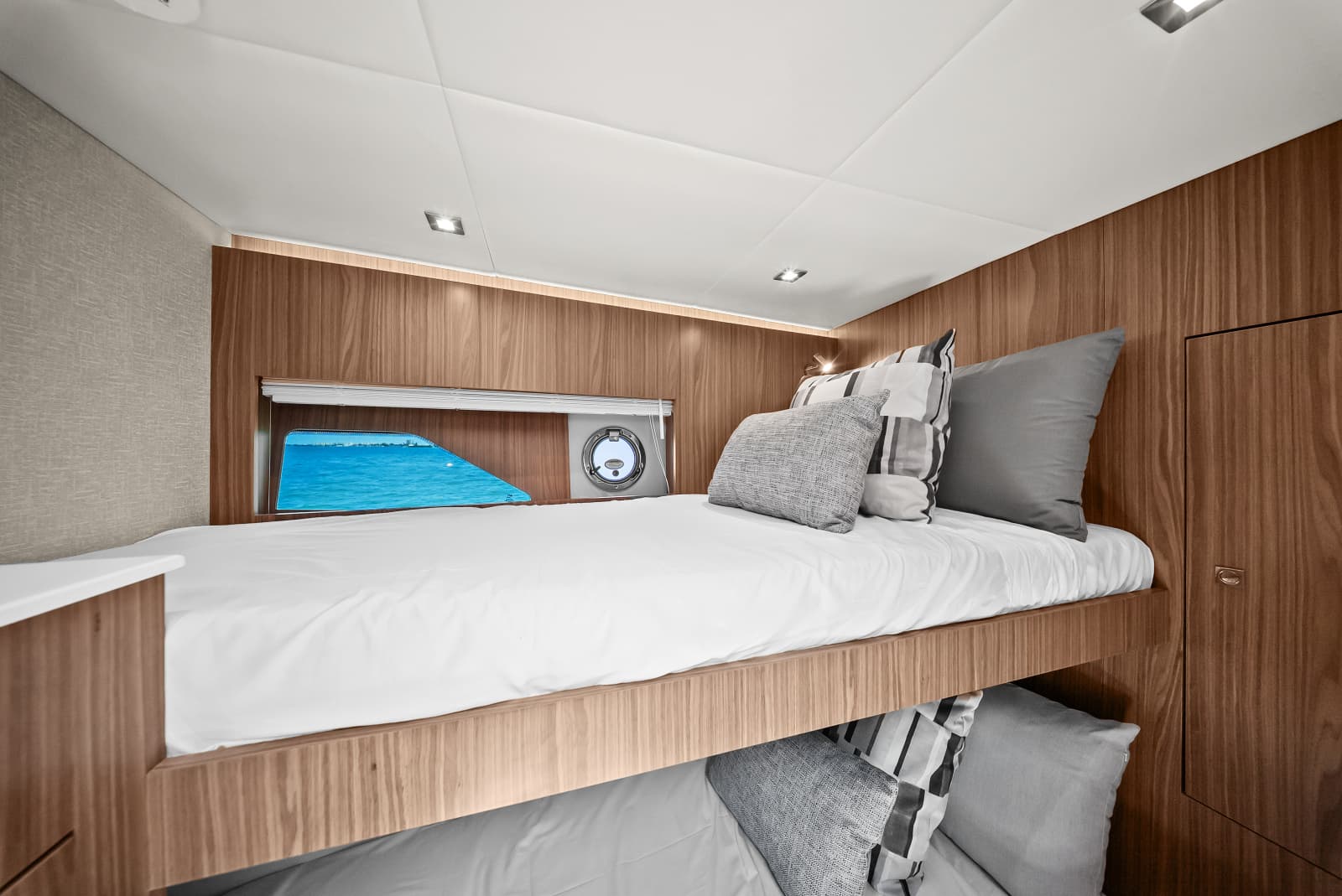 2025 Cruisers Yachts 50 Cantius - Photo 66