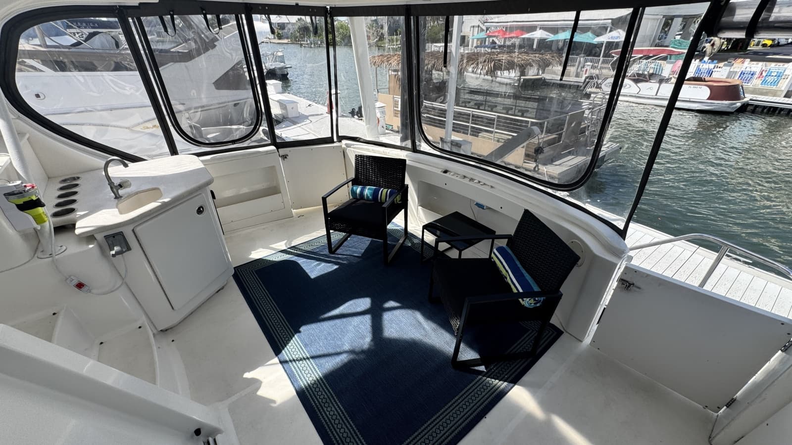 2003 Silverton 43 Motor Yacht - Photo 9