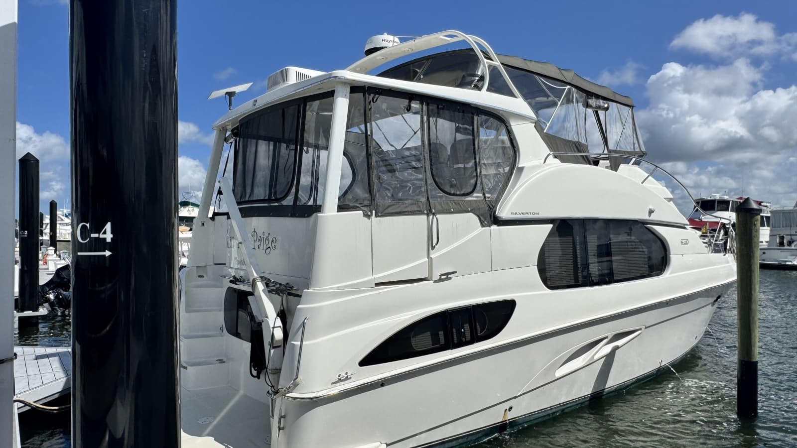 2003 Silverton 43 Motor Yacht - Photo 6