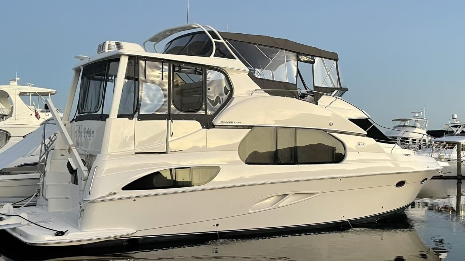 2003 Silverton 43 Motor Yacht - Photo 2