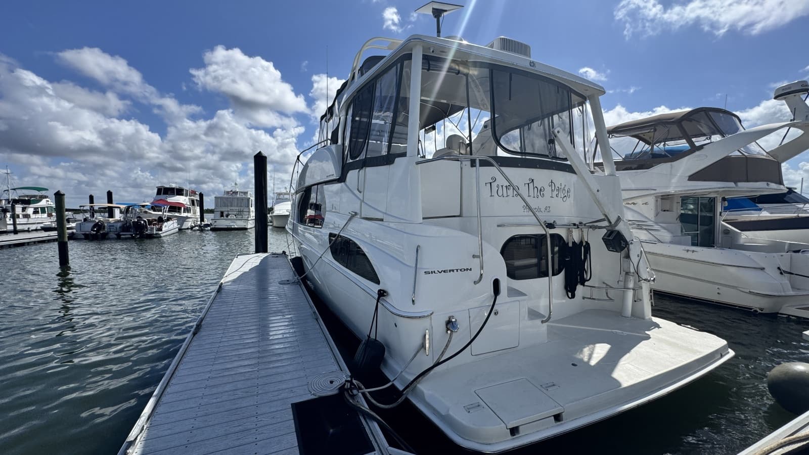 2003 Silverton 43 Motor Yacht - Photo 4