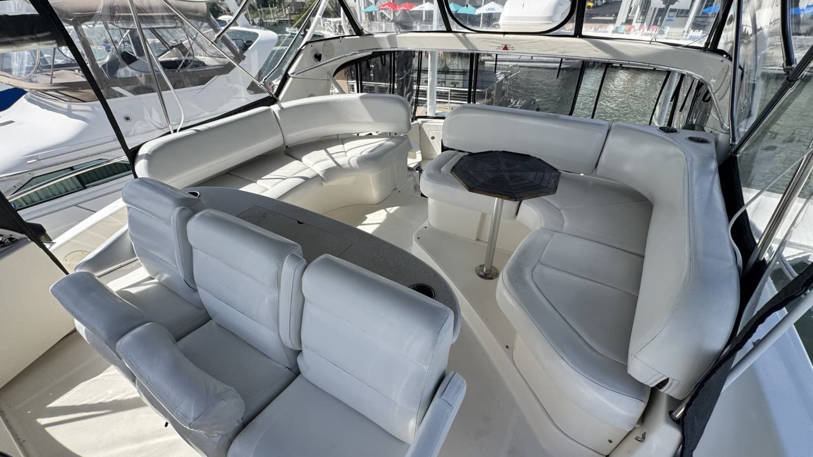 2003 Silverton 43 Motor Yacht - Photo 26