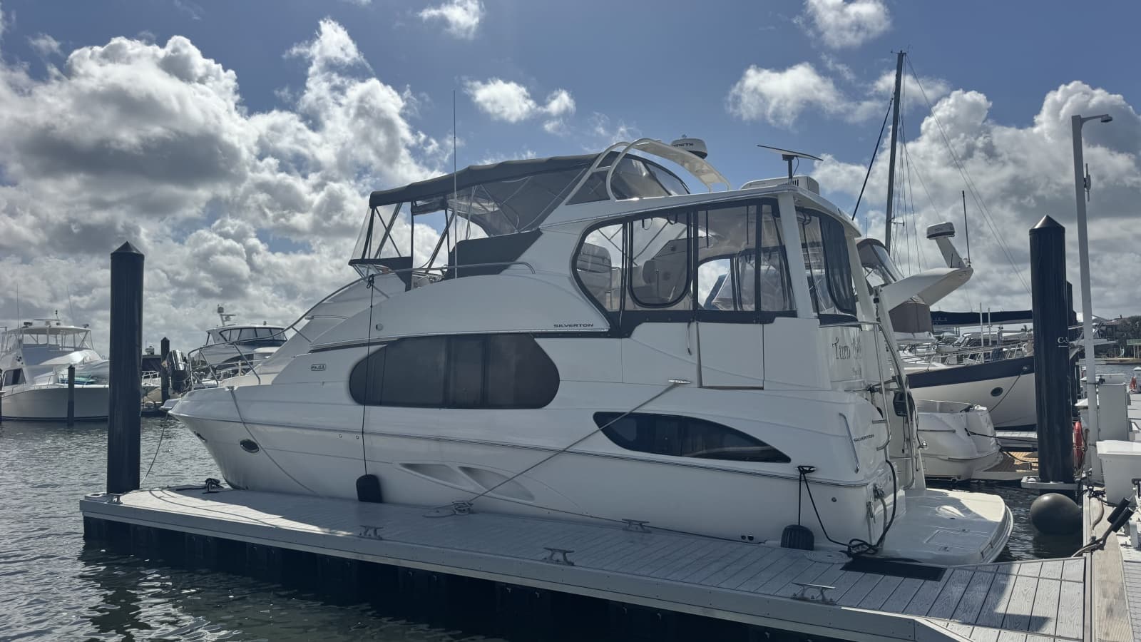 2003 Silverton 43 Motor Yacht - Photo 1