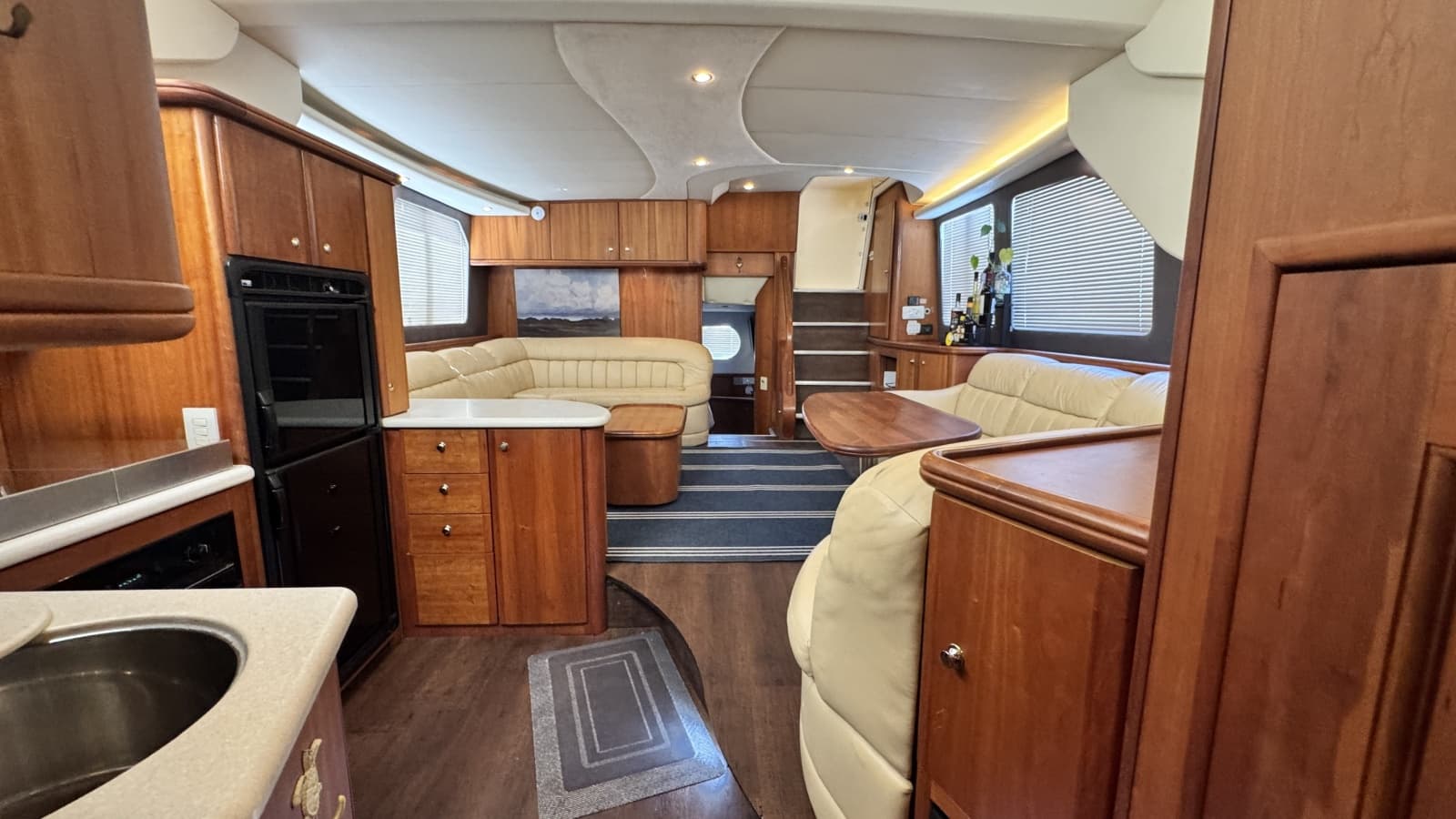 2003 Silverton 43 Motor Yacht - Photo 41
