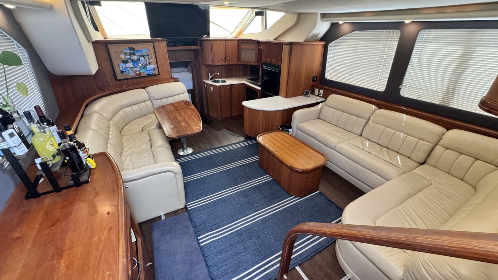 2003 Silverton 43 Motor Yacht - Photo 30