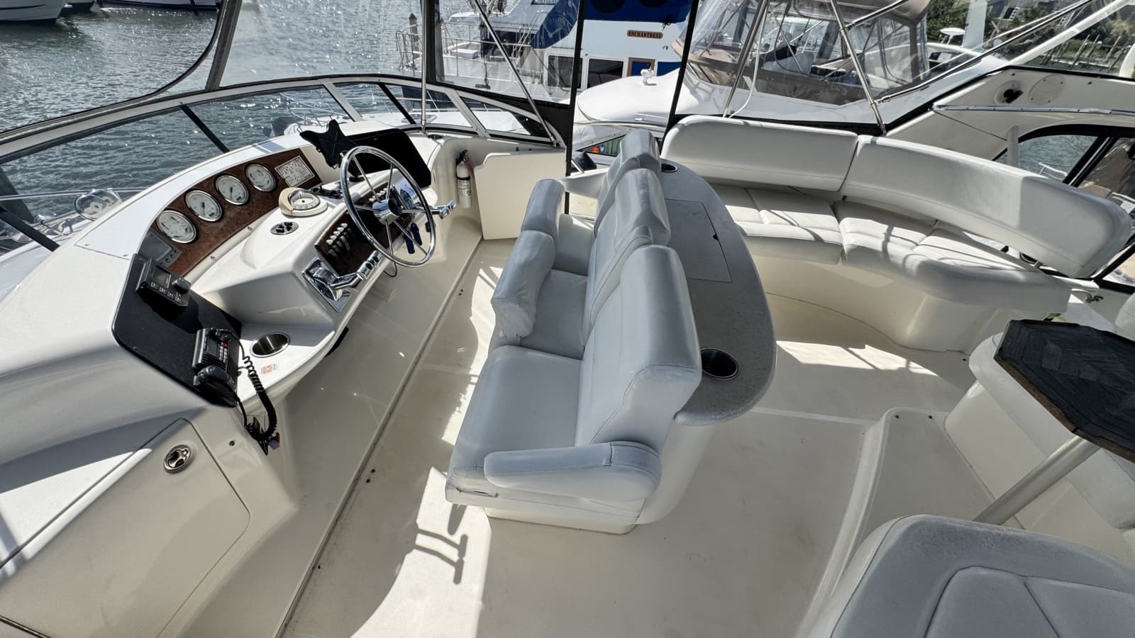 2003 Silverton 43 Motor Yacht - Photo 24