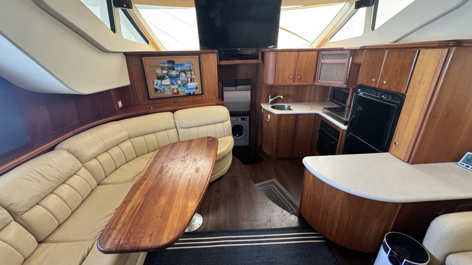 2003 Silverton 43 Motor Yacht - Photo 34