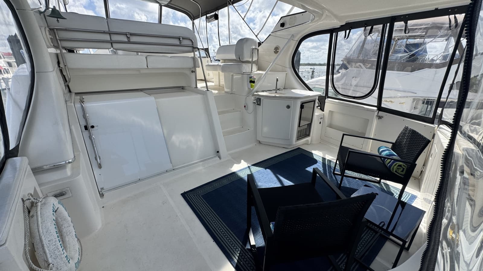 2003 Silverton 43 Motor Yacht - Photo 8