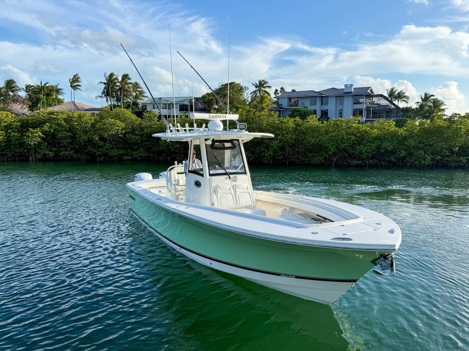 2020 Regulator 31 - Photo 4