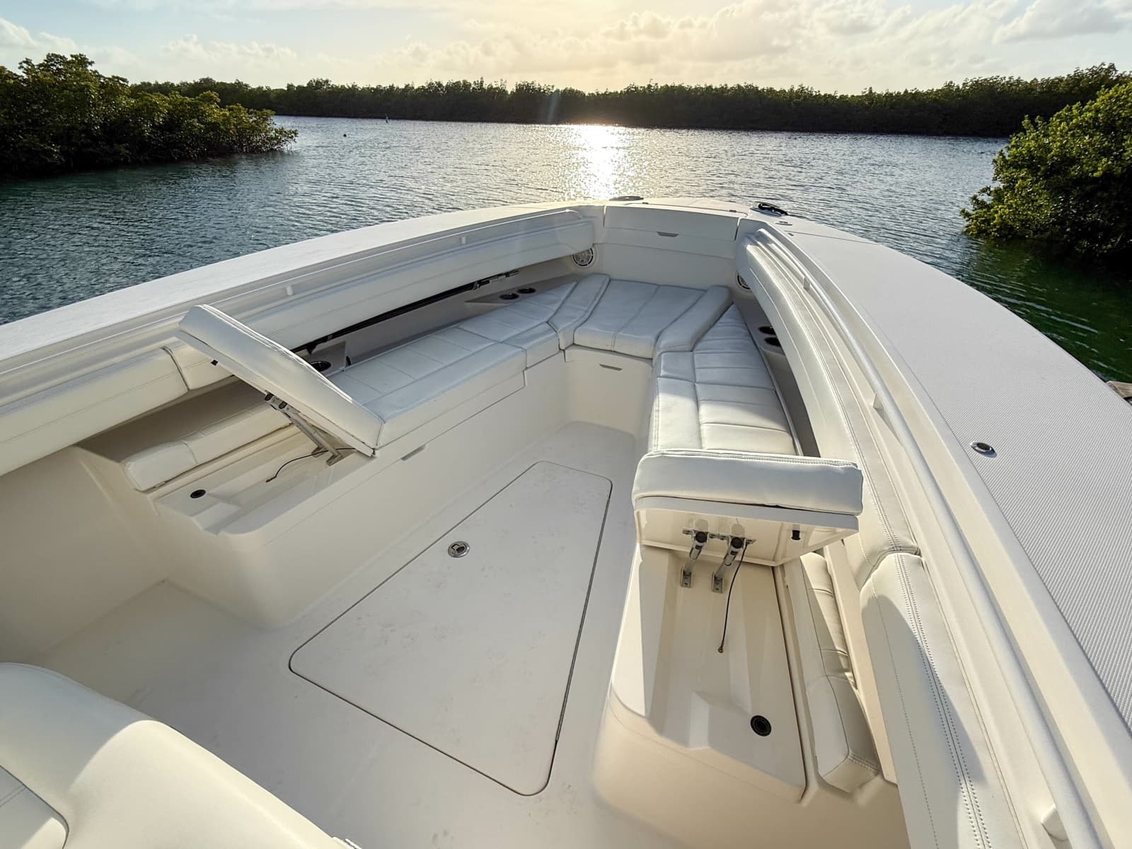 2020 Regulator 31 - Photo 11