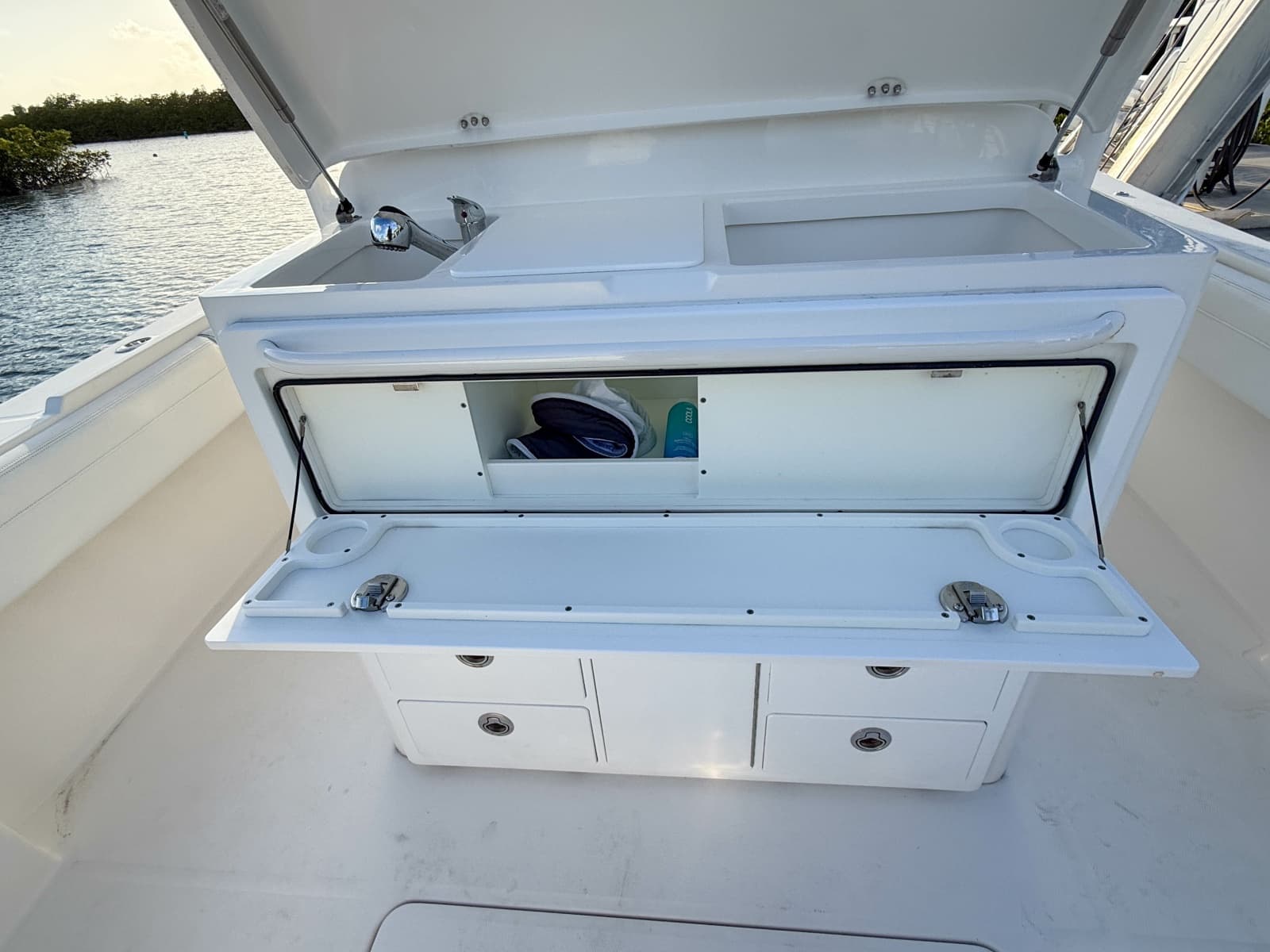 2020 Regulator 31 - Photo 35