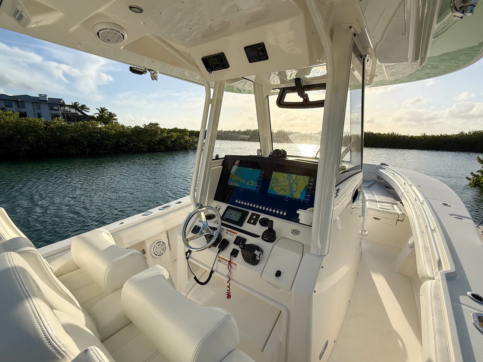 2020 Regulator 31 - Photo 18