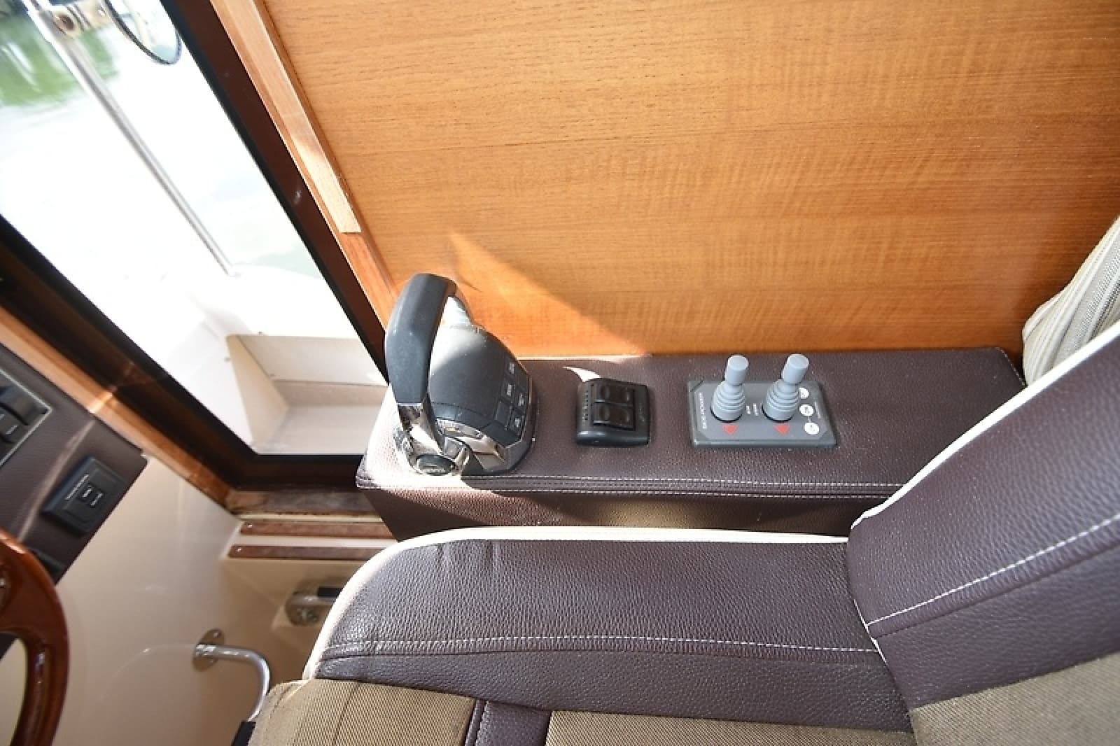2014 Ranger Tugs 29 Classic - Photo 30