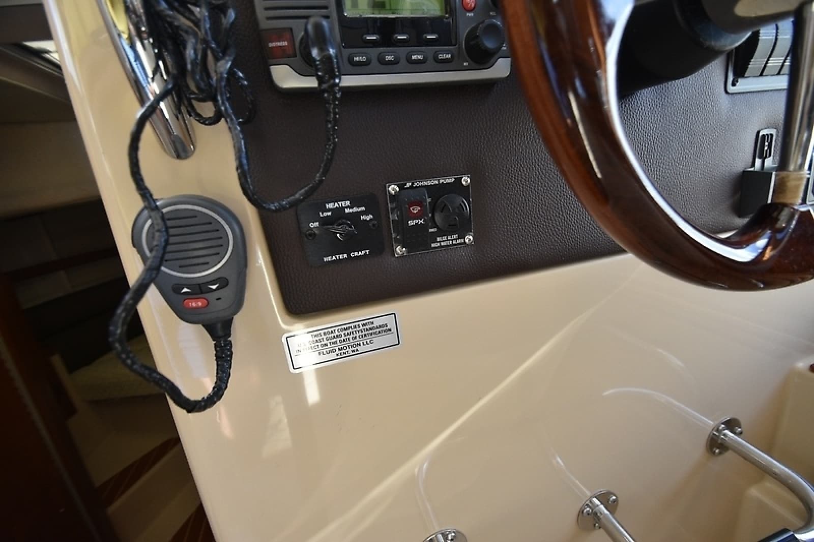 2014 Ranger Tugs 29 Classic - Photo 19