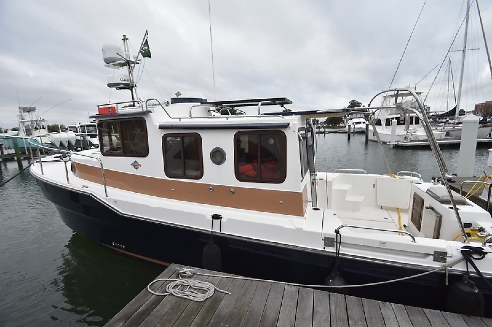 2014 Ranger Tugs 29 Classic - Photo 2