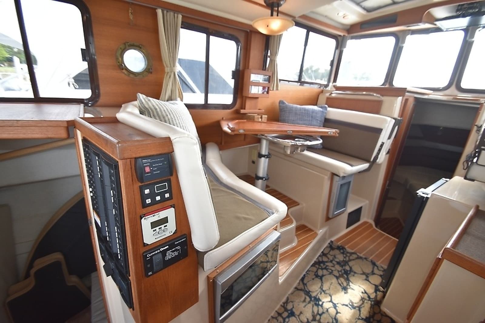 2014 Ranger Tugs 29 Classic - Photo 14
