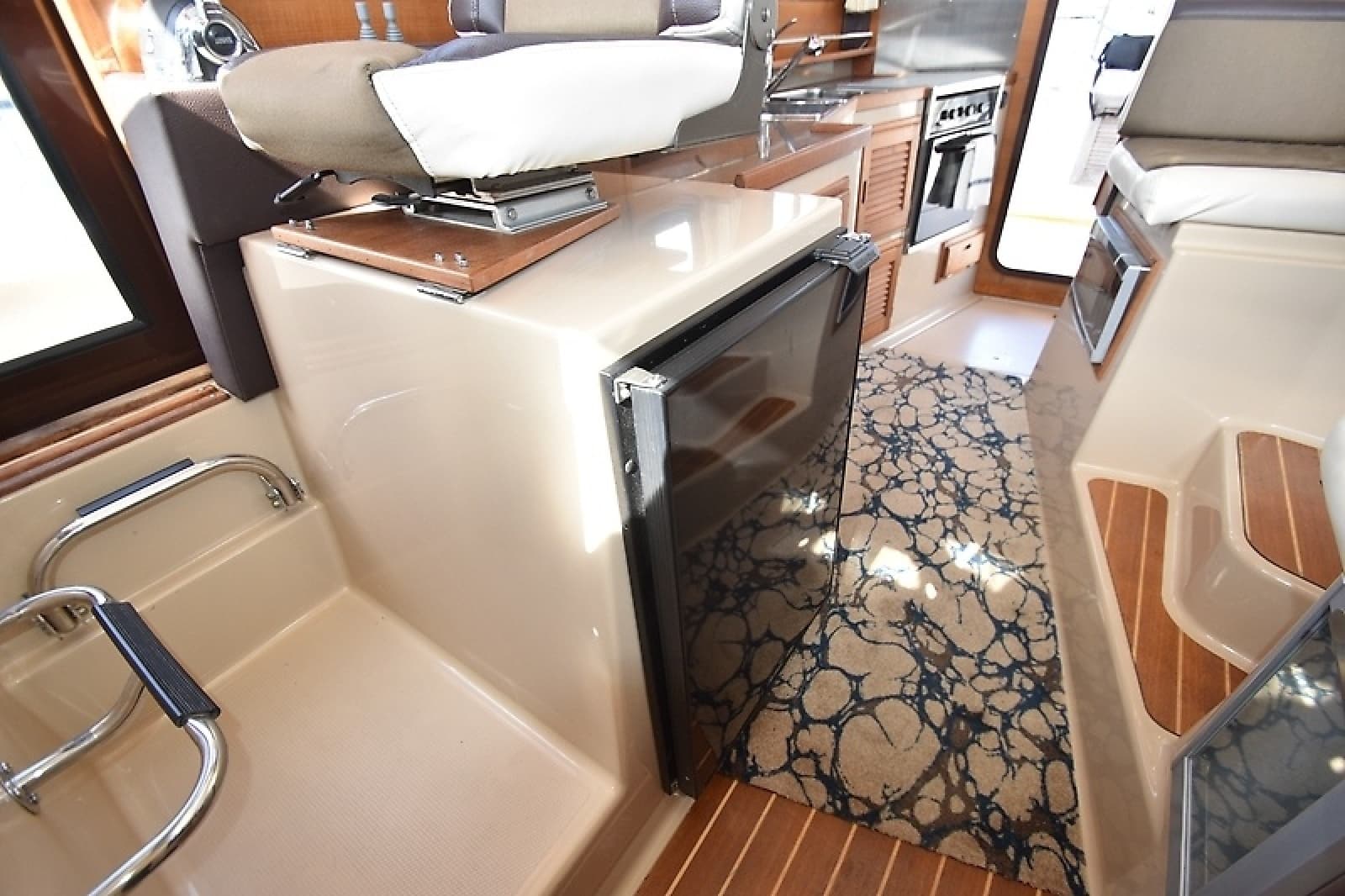 2014 Ranger Tugs 29 Classic - Photo 23