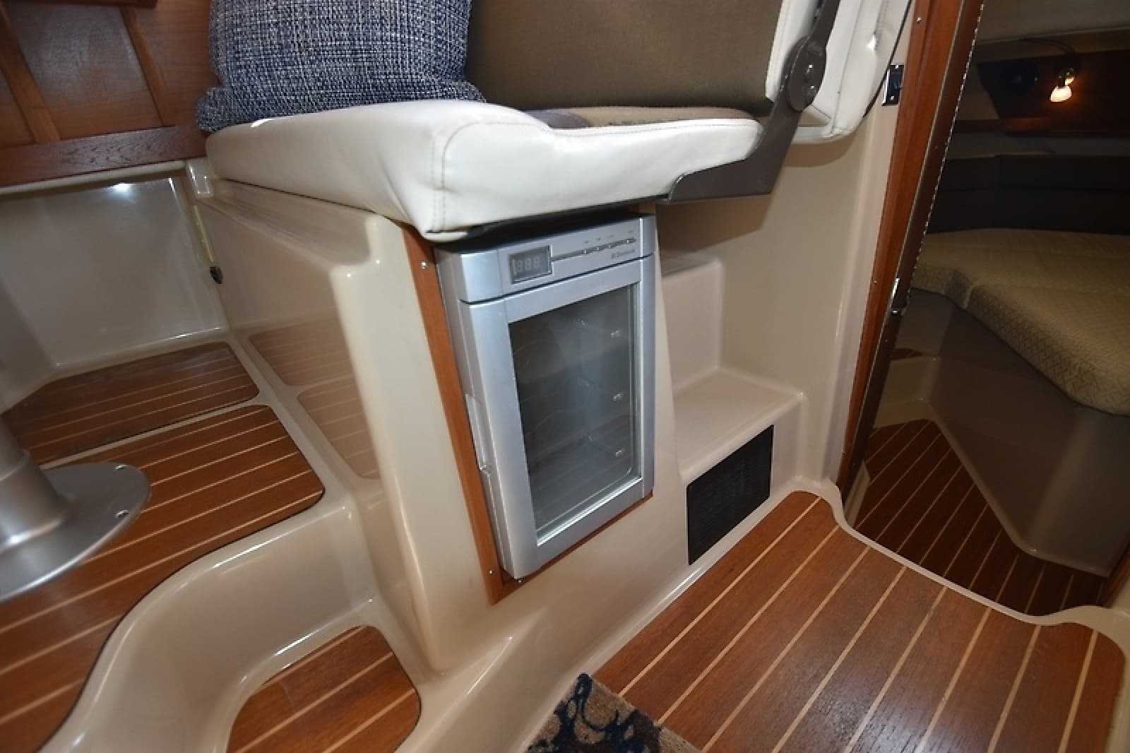 2014 Ranger Tugs 29 Classic - Photo 28