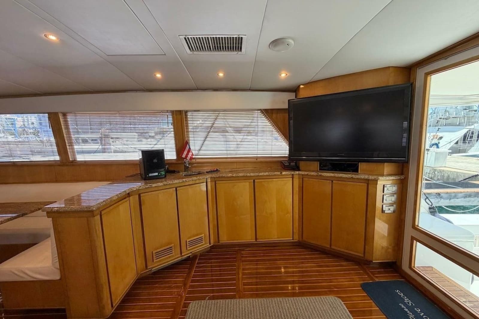 1995 Bertram 60 Convertible - Photo 21