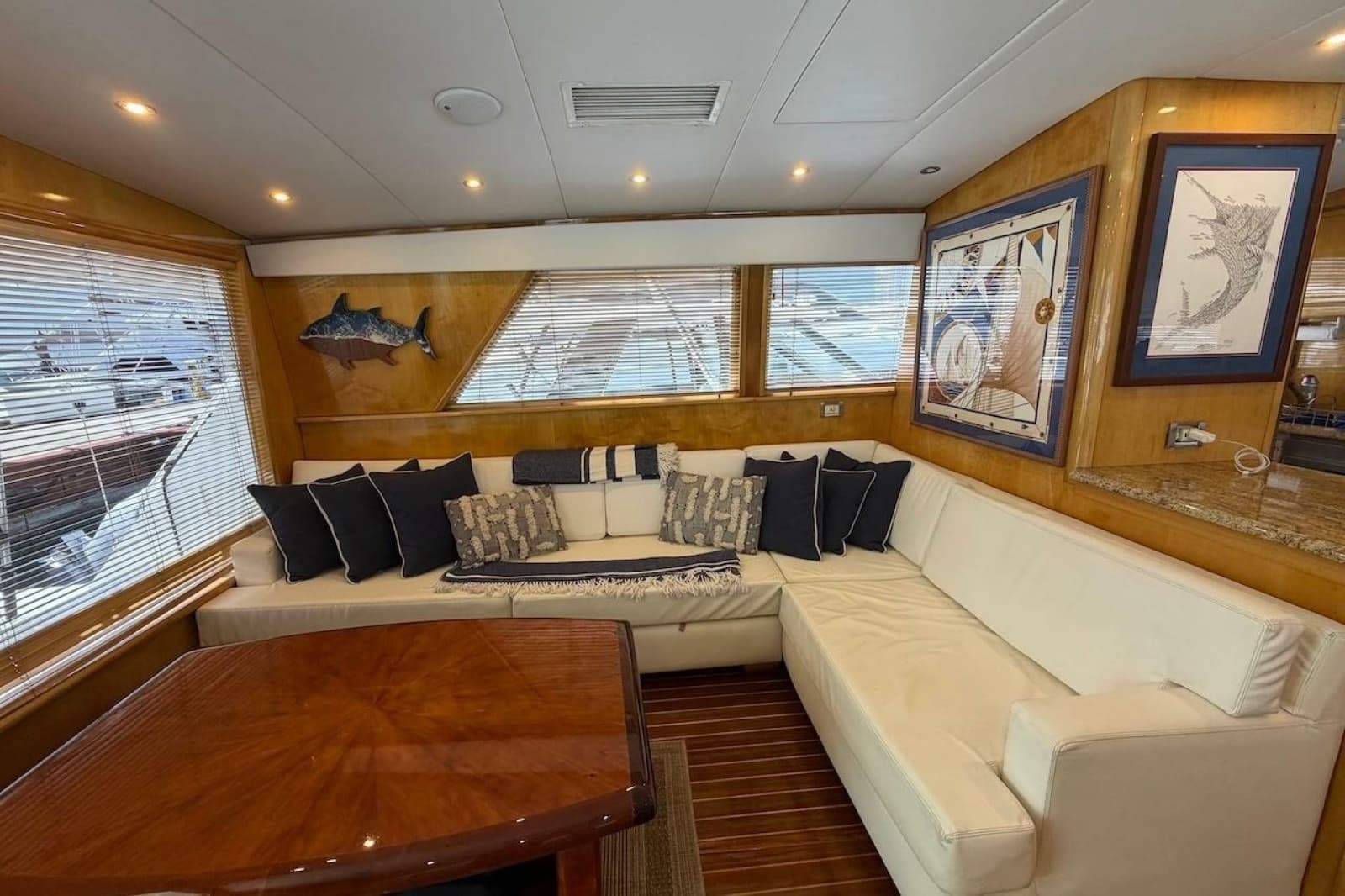 1995 Bertram 60 Convertible - Photo 20