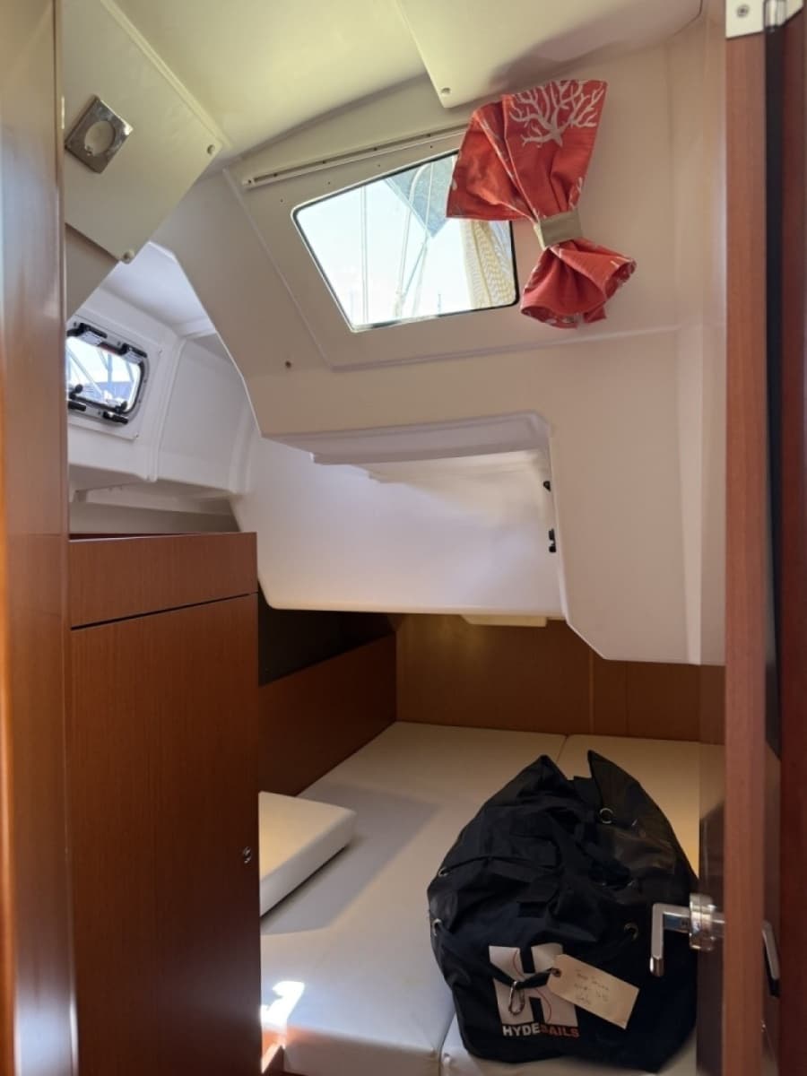 2016 Beneteau Oceanis - Photo 37
