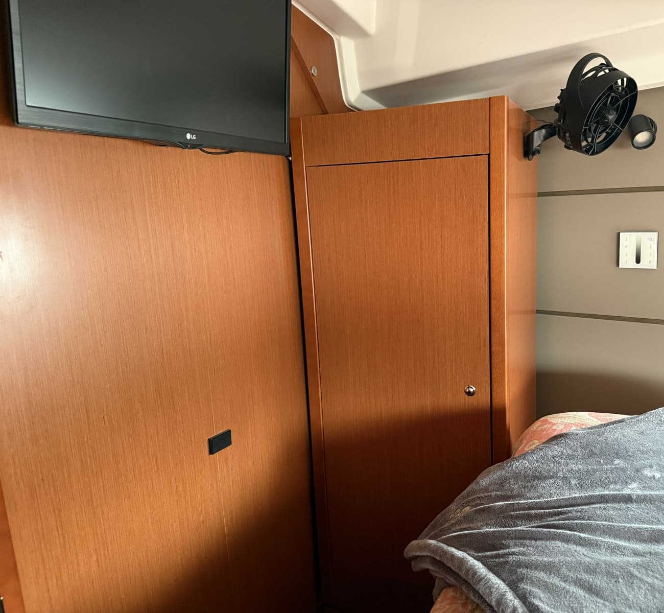 2016 Beneteau Oceanis - Photo 45