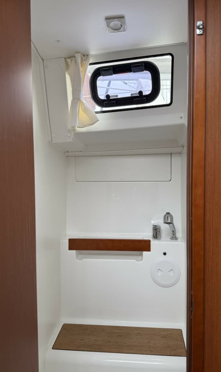 2016 Beneteau Oceanis - Photo 42