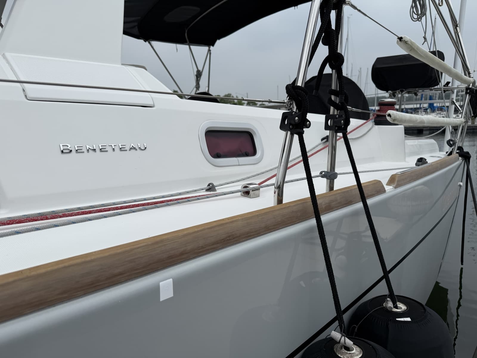 2016 Beneteau Oceanis - Photo 21