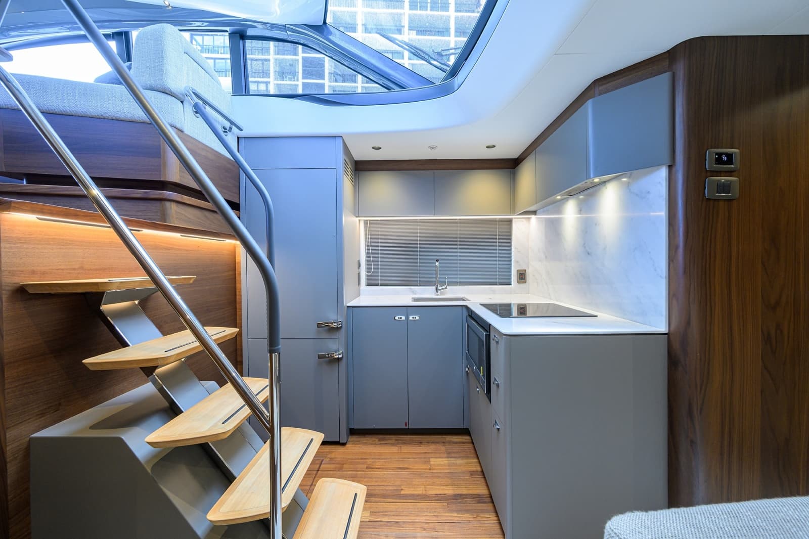 2026 Princess V50 Deck Salon - Photo 13