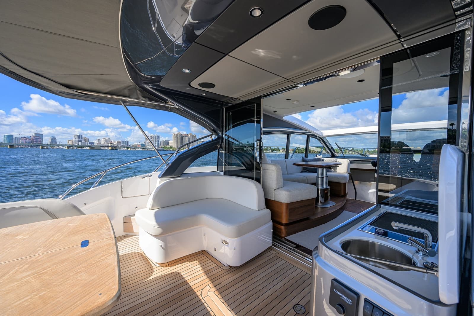 2026 Princess V50 Deck Salon - Photo 31